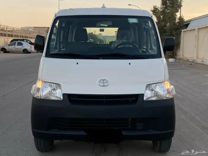 تويوتا لايت اس 2023 بنزين 2