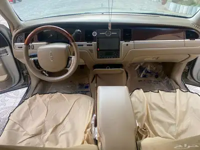 تم البيع لنكن تاونكار 2007 تم البيع 12