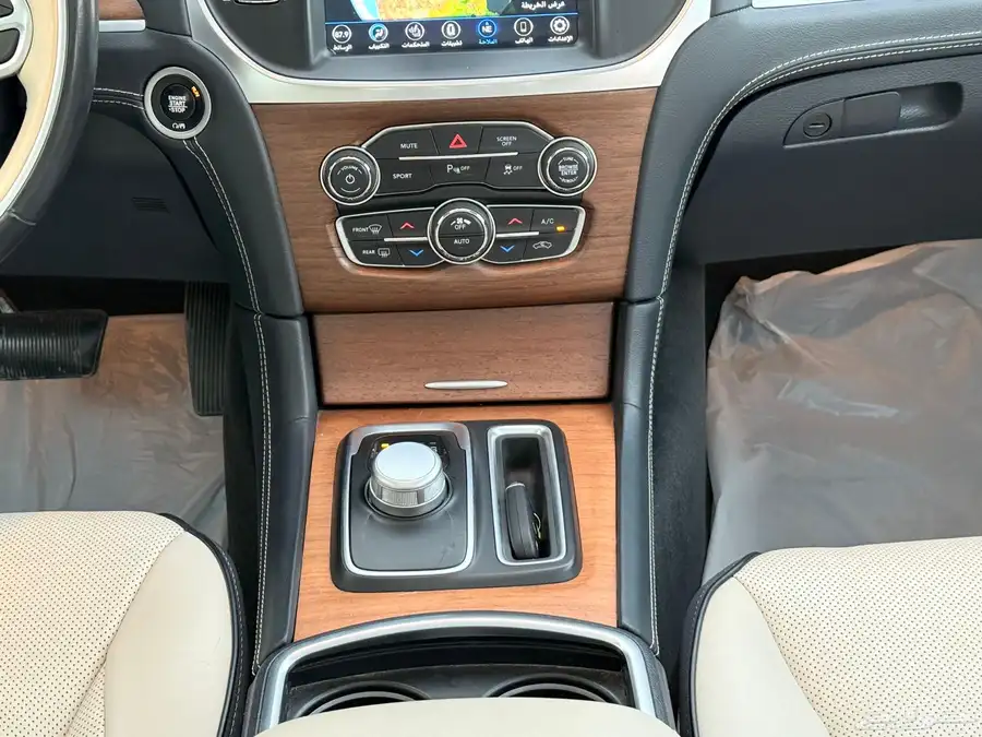 كرايزلر 2021.C300 اكزكتيف منوه 22