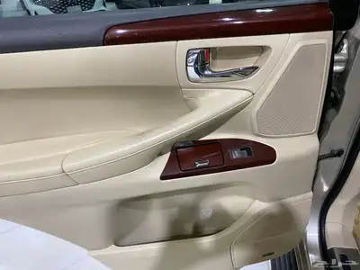 جيب لكزس LX570 فل كامل 2012 15