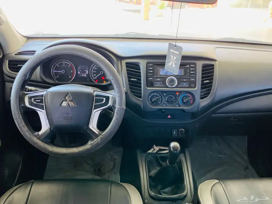 متسوبيشى L200 2022 6