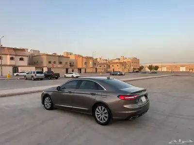 فورد تورس 2020 ممشى 60 الف وممشى100 وكاله شرط 22