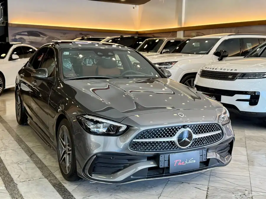 مرسيدس C200 2024 1