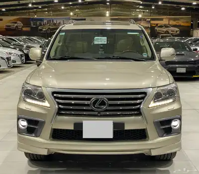 جيب لكزس LX570 فل كامل 2012 2