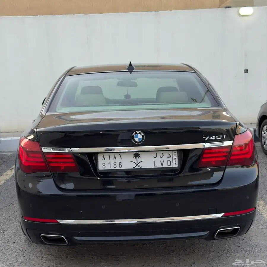 نظيف ممشى قليل BMW 740I 2013 9