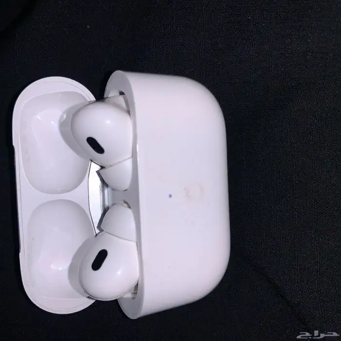 سماعة AirPods Pro أصلية بحالة ممتازة   ضمان 5
