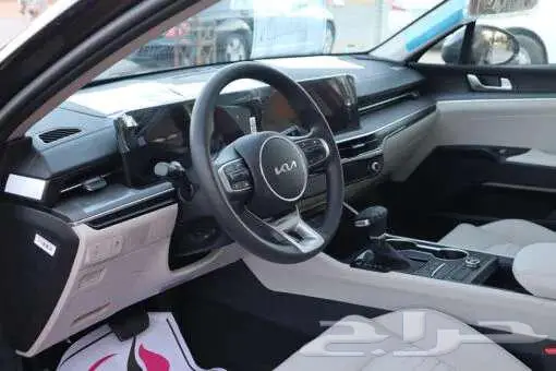 K5 GL مطور موديل 2025 تمويل فقط جميع البنوك والشركات 4