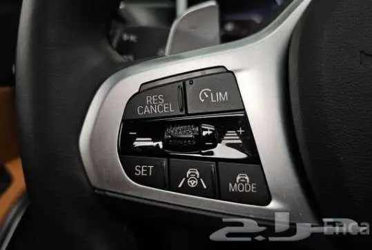 320i 2024 BMW 9