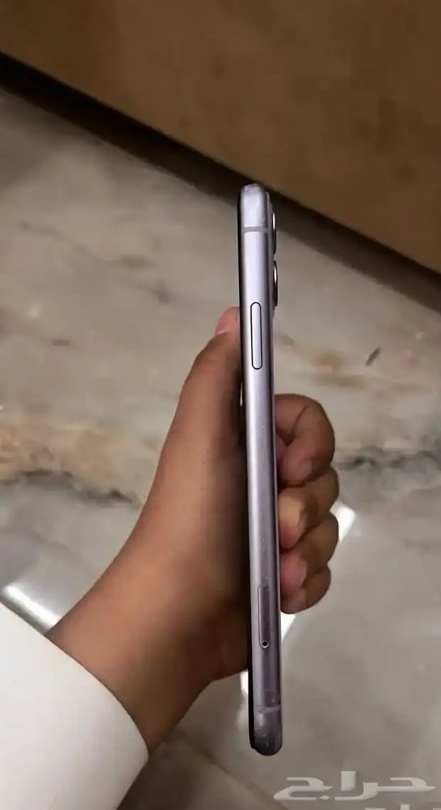 ايفون 11 عادي 3
