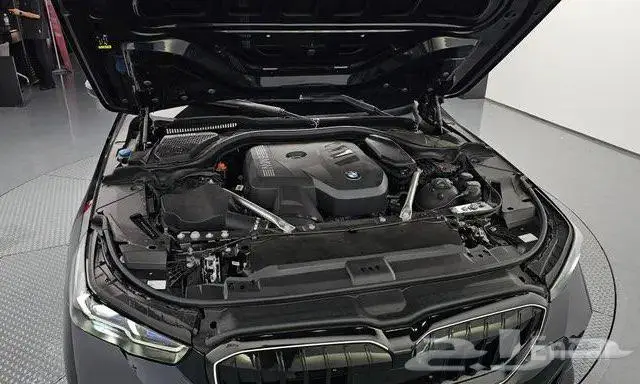 بي ام دبليو 520iM موديل2024 4