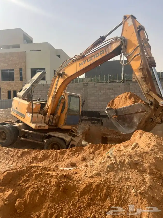 بكلين بوكلين كفرات للايجار اليومي والشهري سواق هندي 0