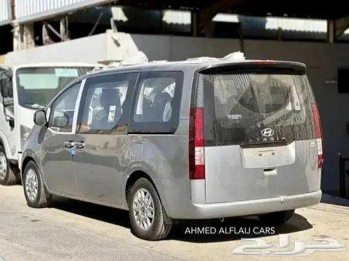 هونداي ستاريا 2025 1