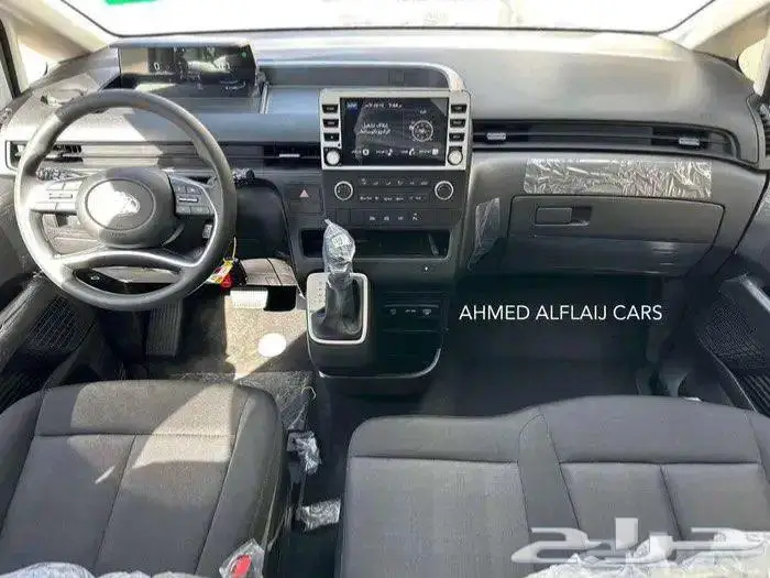 هونداي ستاريا 2025 5