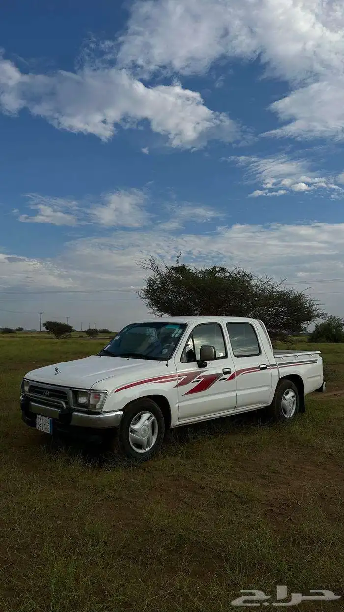 هايلوكس موديل 2000 مرشوش على نظافة عداد واقف على 539 مفحوص 3