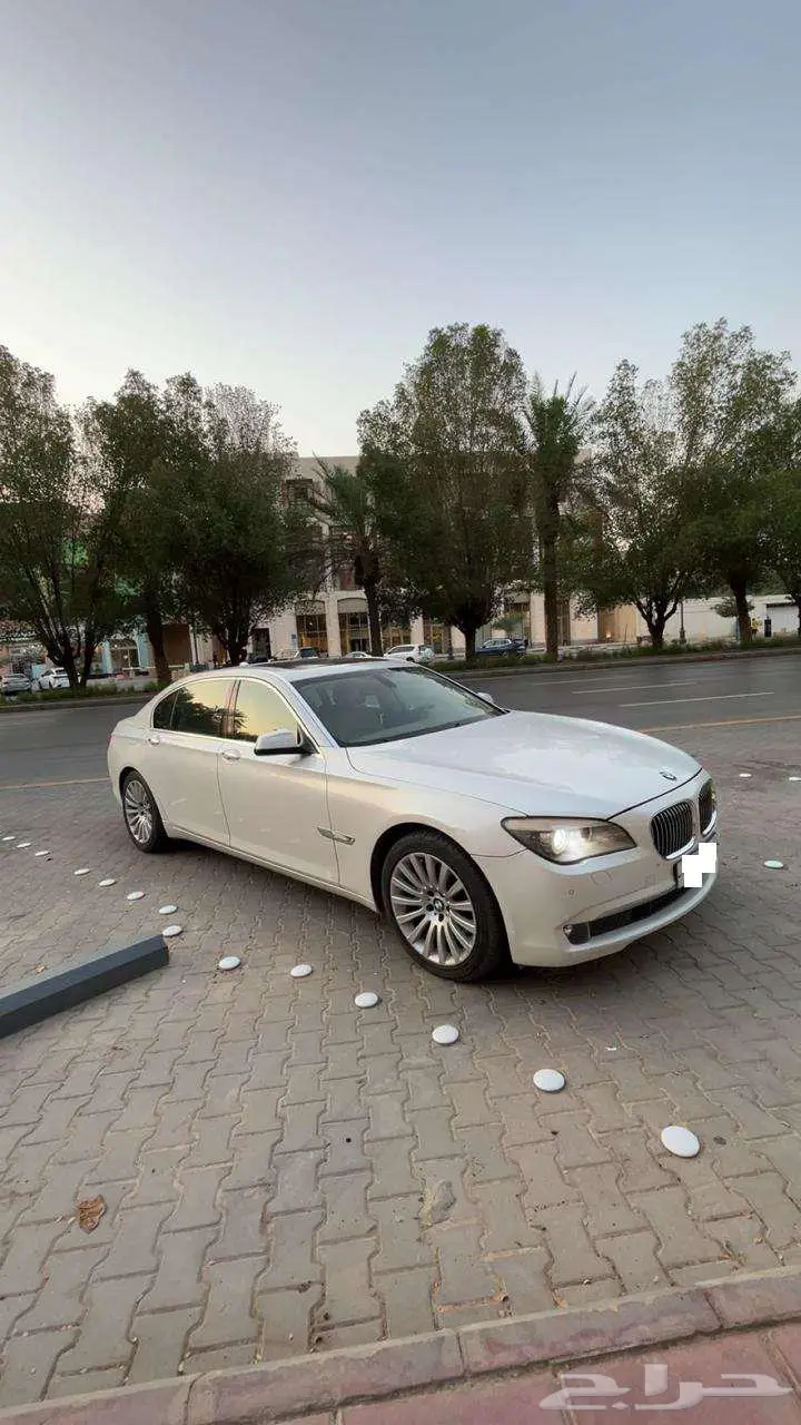 بي م 730 2012 4