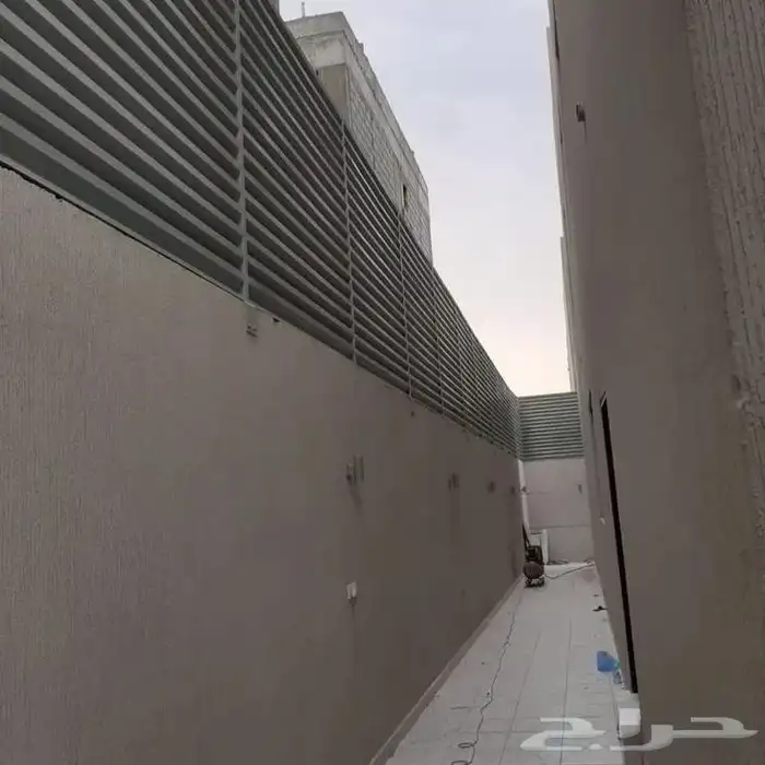 مظلات وسواتر 12