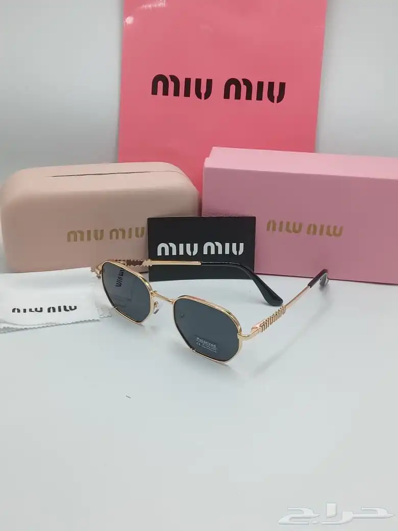 نظارات بالجملة 83