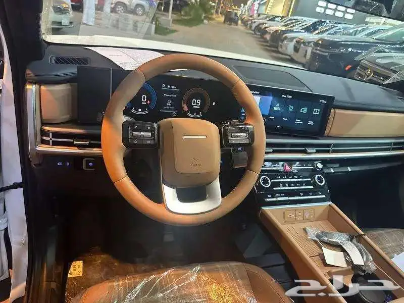 هونداي سنتافي اسمارت موديل 2024 الالوان ابيض واسود فقط 15