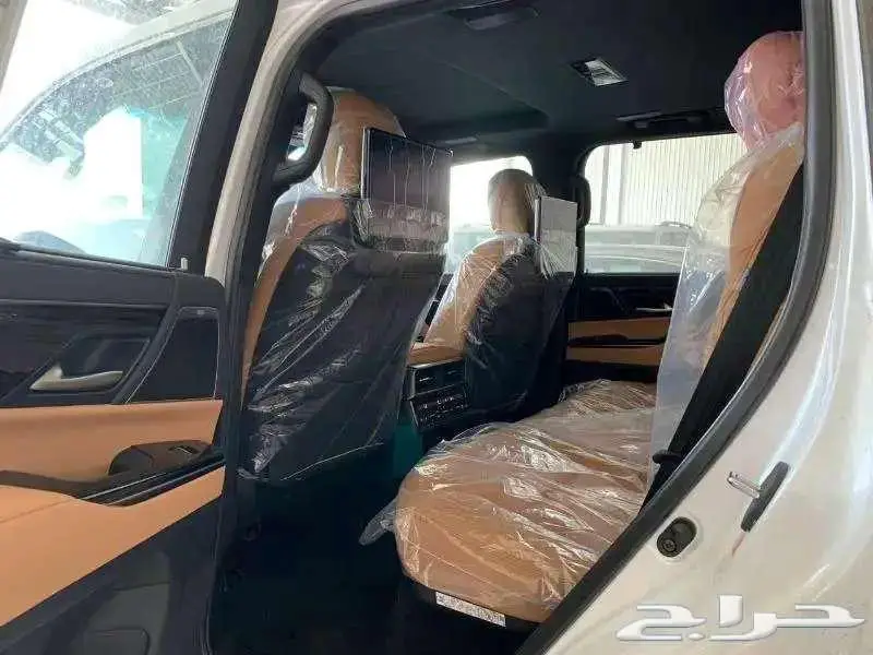لكزس LX600 BB موديل 2024 - خليجي - أبيض جملي 5