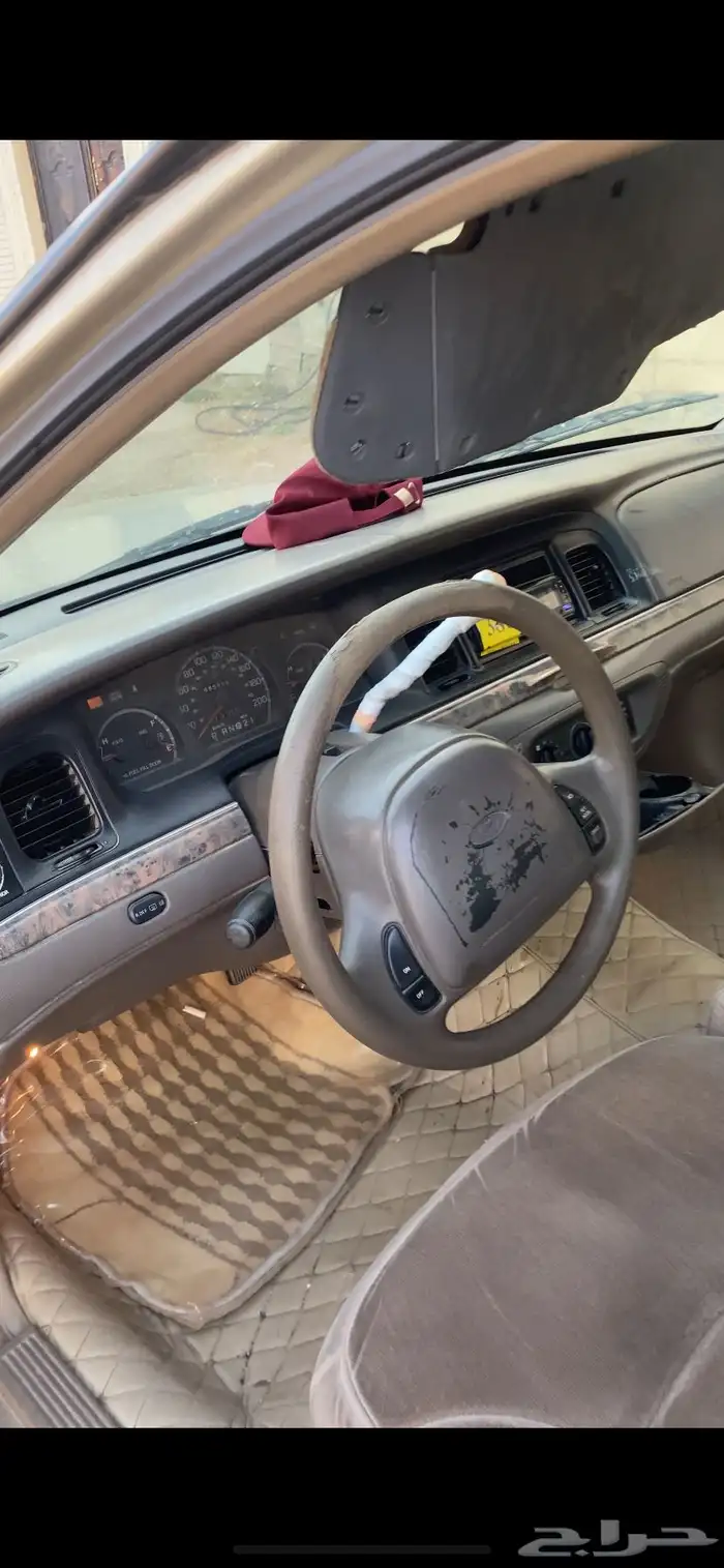 فورد كراون فكتوريا سعودي موديل 2000 5