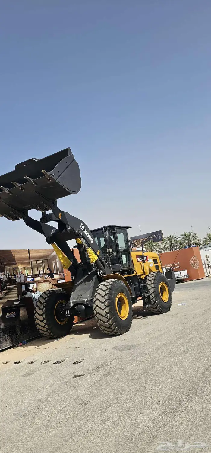 شيول كبير ( Loader ) 12