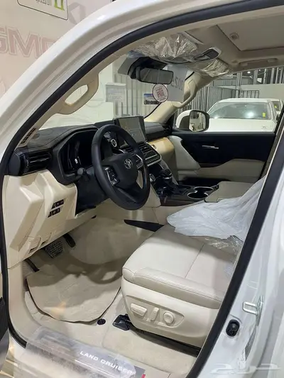 لاندكروزر GXR4 بنزين 2025 كاش واقساط جميع البنوك 12