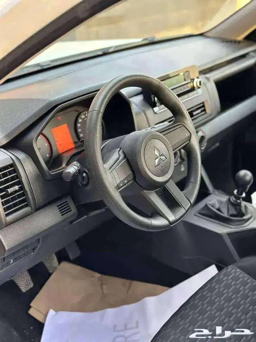 ميتسوبيشي L200 2024 5