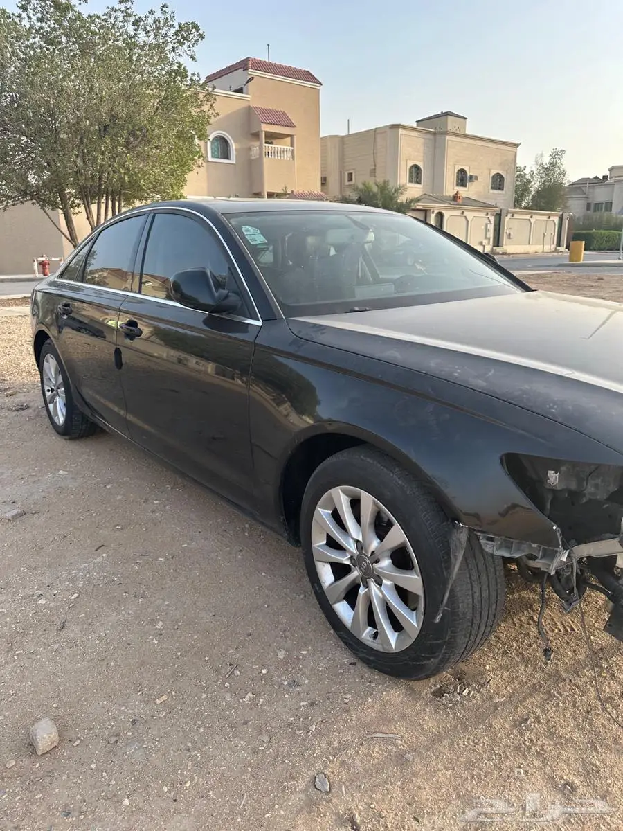 اودي مصدوم 2
