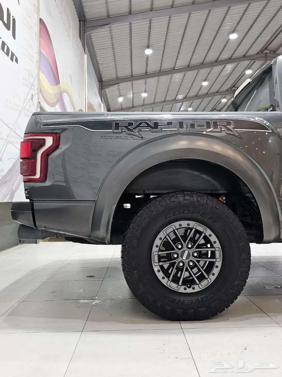 فورد F150 رابتر فل كامل (2020) 7