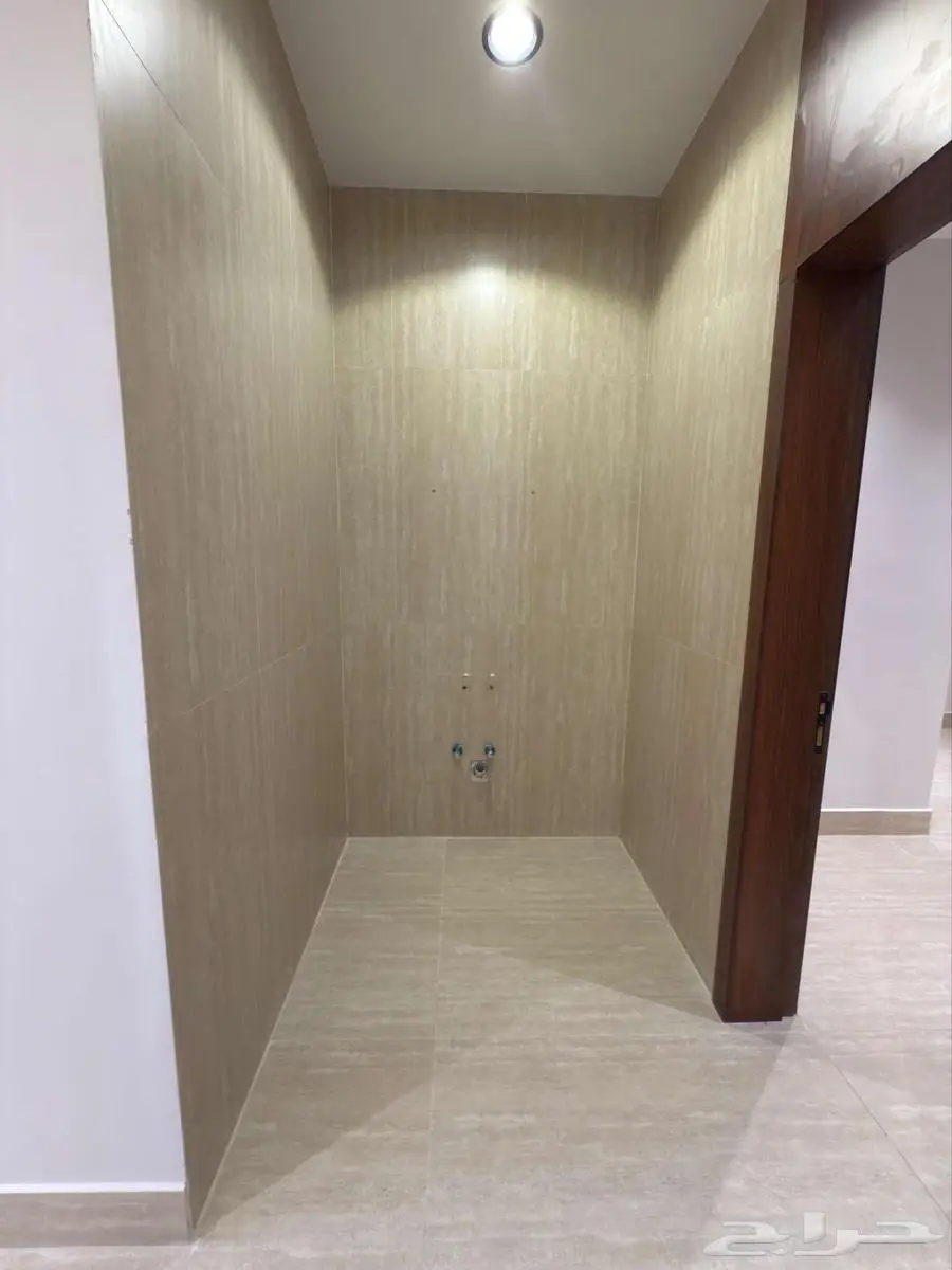 بيت للإيجار 33