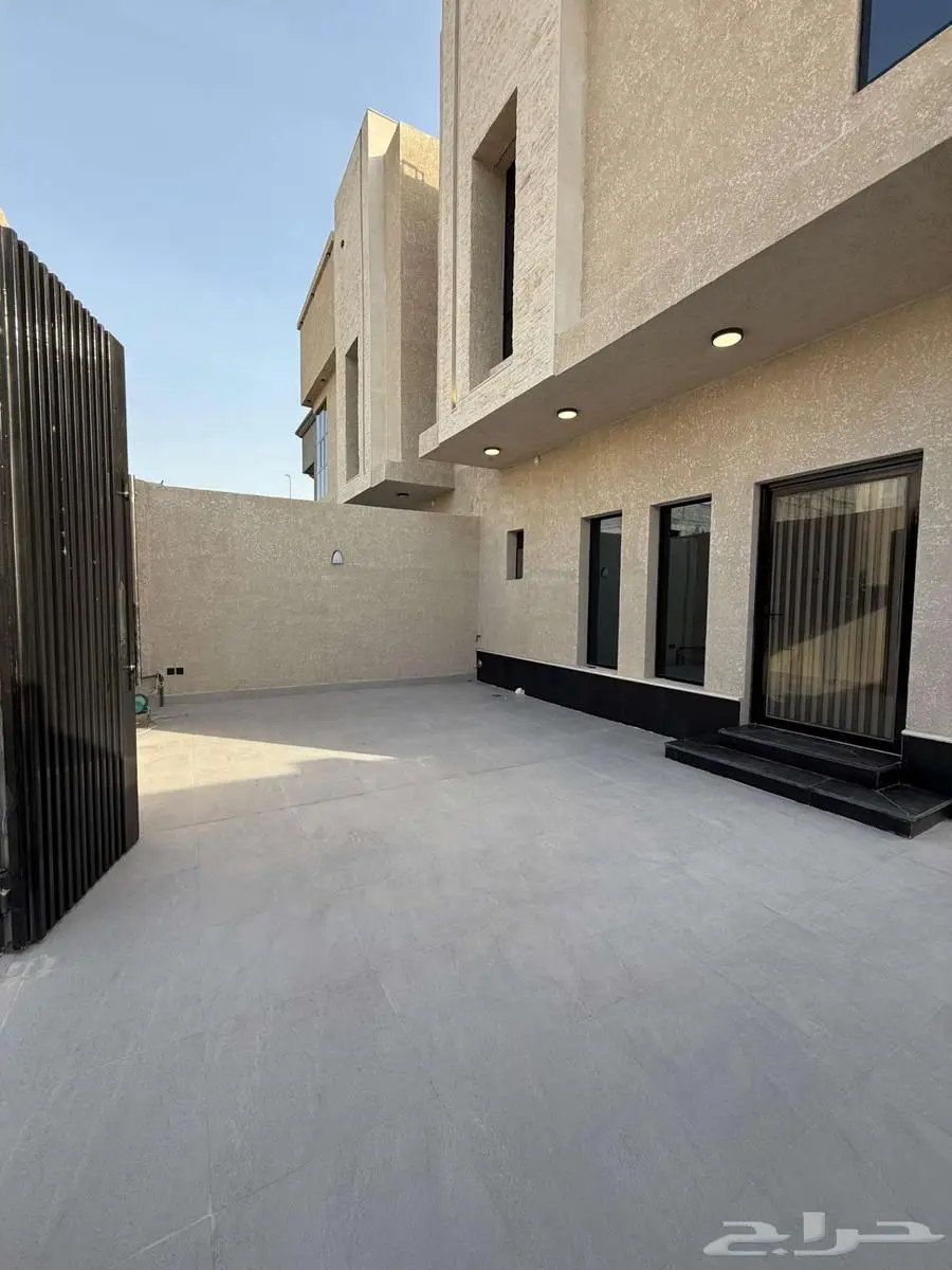 بيت للإيجار 11