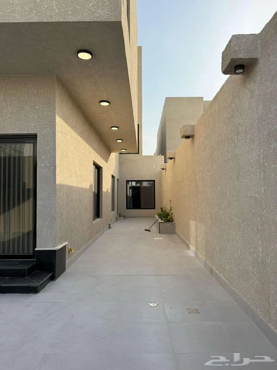 بيت للإيجار 15