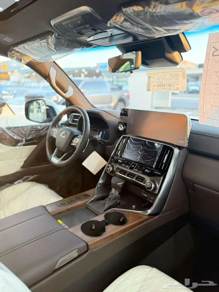 لكزس 2025 BB وارد الساير 1