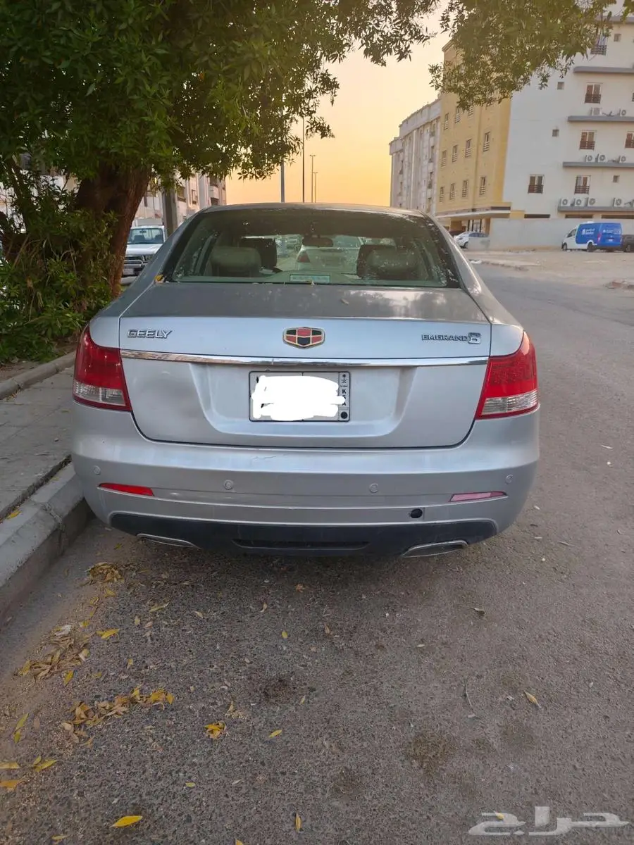 جيلي EC8 2016 1