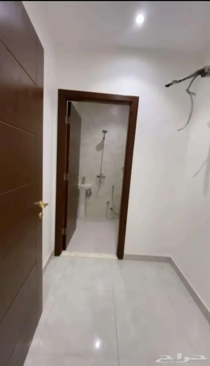 شقة جديدة للايجار حي التيسير 11