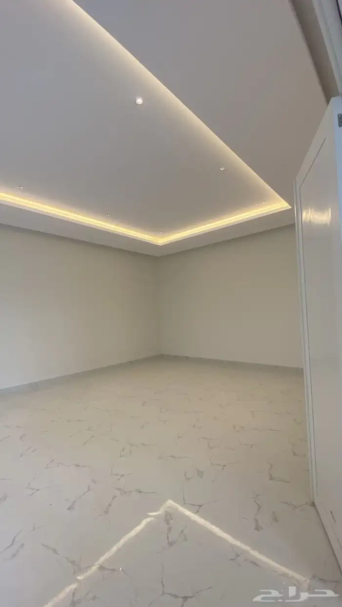 فلة مساحة 454 م حي المهديه 3