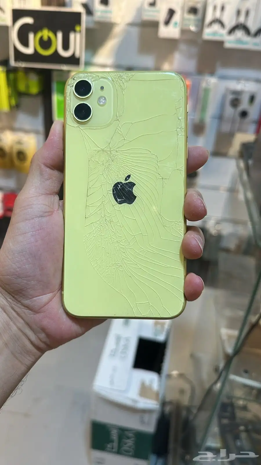 ايفون 11 العادي 0