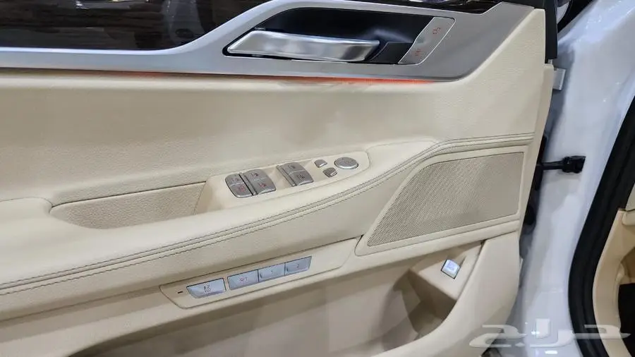 بي ام دبليو 730li 2017 14