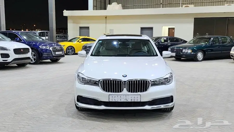 بي ام دبليو 730li 2017 0