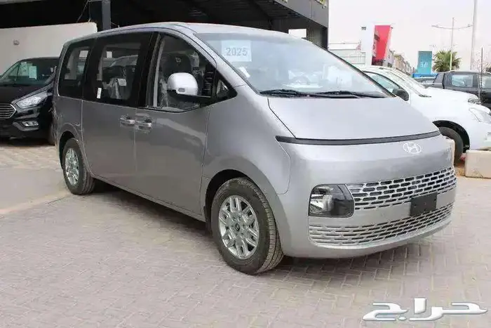 هيونداى ستاريا 9 مقاعد ديزل أوتوماتيك 2.2 2025 عرض خاص 0