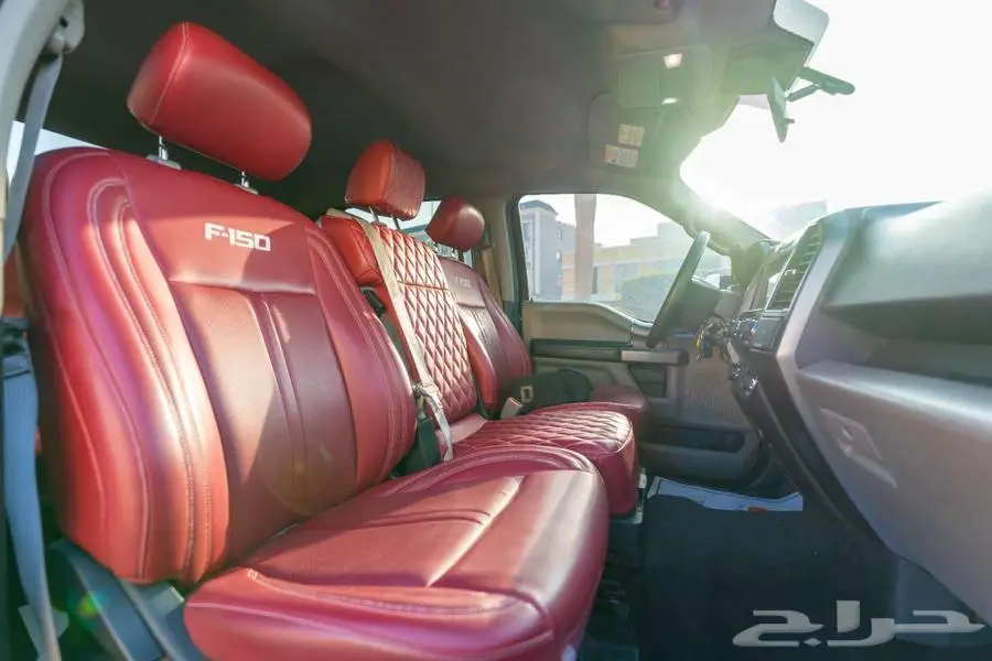 فورد F 150 2019 اسود كندي 5