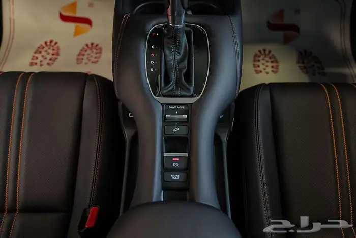 هوندا ZR-V EX 2024 أناقة التصميم 11