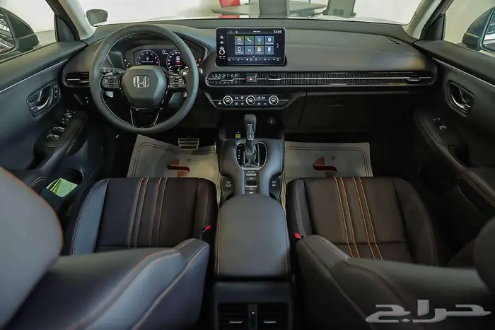 هوندا ZR-V EX 2024 أناقة التصميم 14