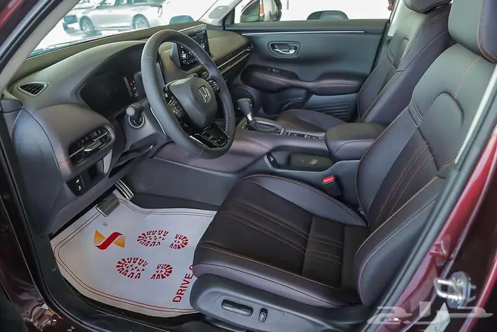 هوندا ZR-V EX 2024 أناقة التصميم 17