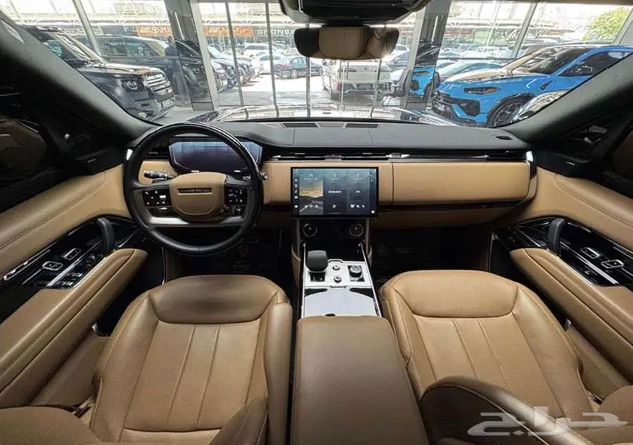 Range Rover Vouge V8 LWB - 2023 - 13.400KM 6