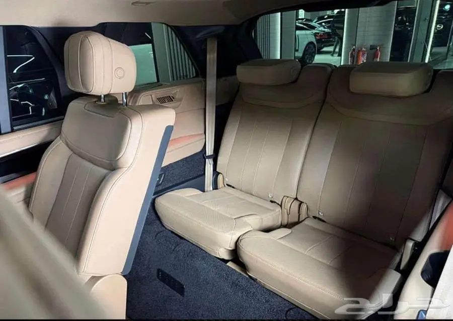 Range Rover Vouge V8 LWB - 2023 - 13.400KM 8