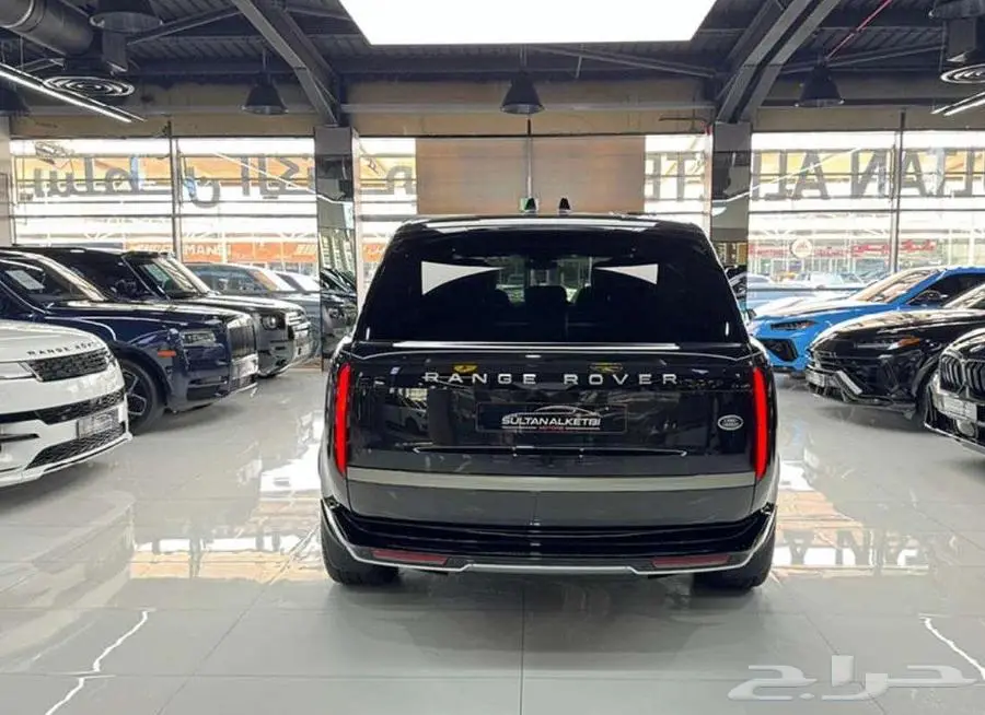 Range Rover Vouge V8 LWB - 2023 - 13.400KM 5