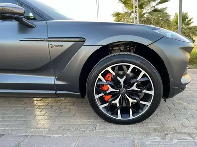 استون مارتن DBX 2021 1 500 index