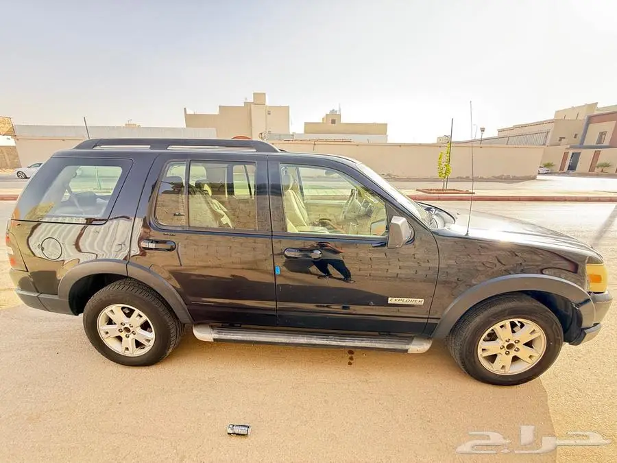 فورد اكسبلورر 2007 xlt 4