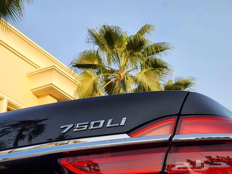 بي ام 2017 750 فل V8 22